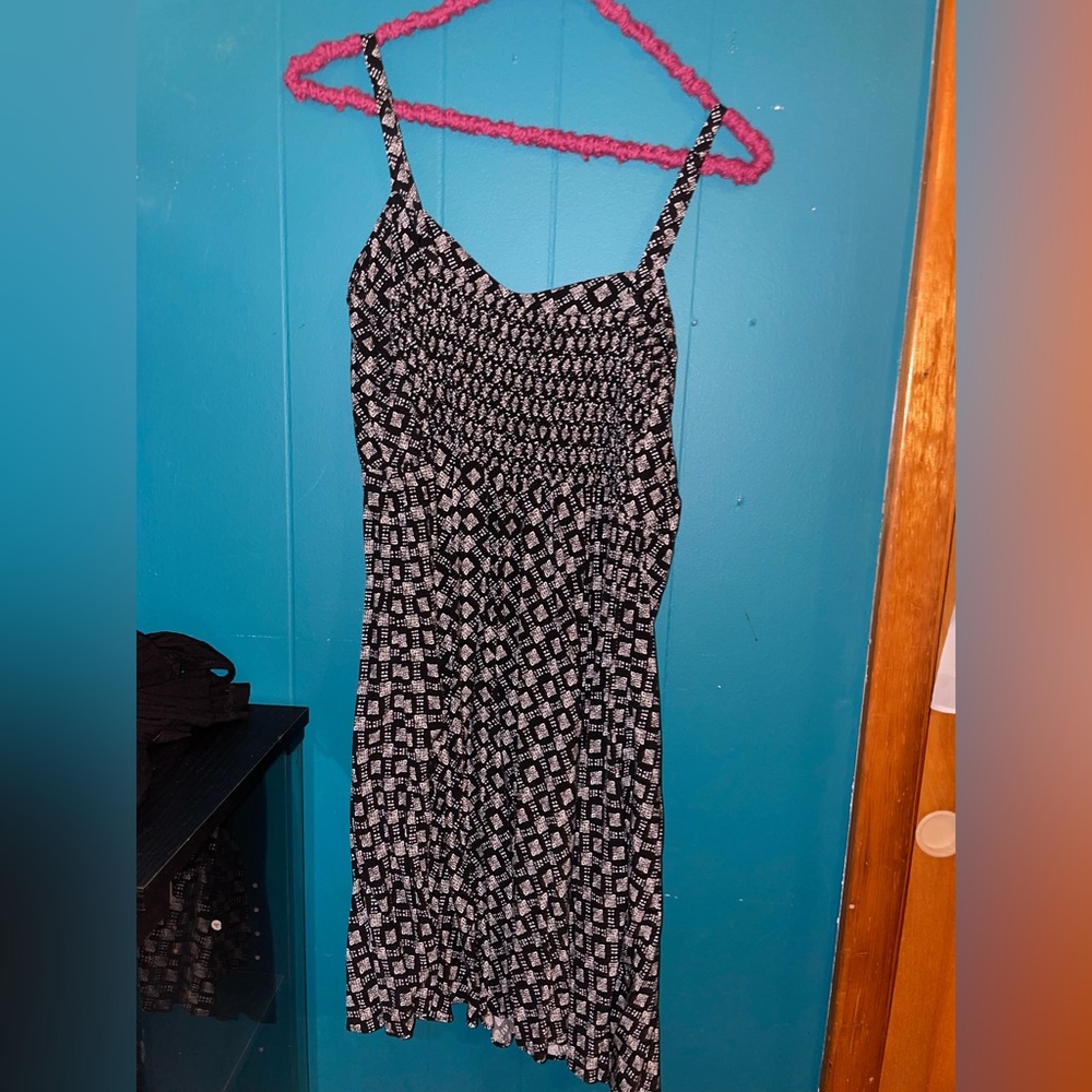 Sundress - Picture 3 of 3